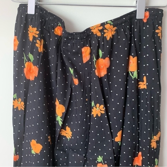 Women's Vintage Elastic Waist Black Floral Print Wide Leg Pants - Picture 7 of 7